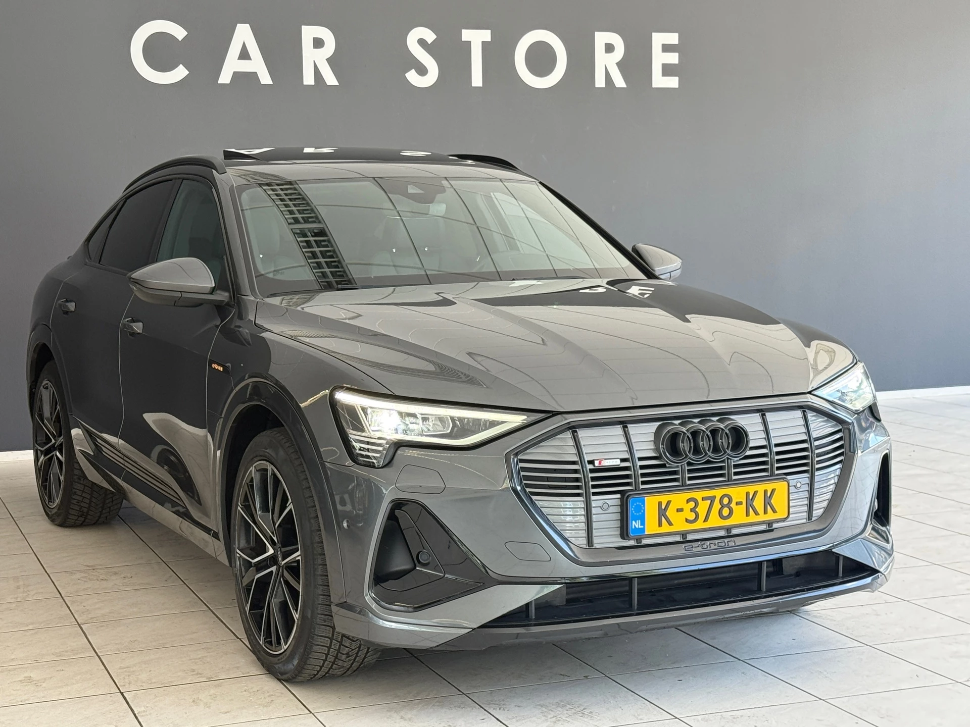 Hoofdafbeelding Audi e-tron