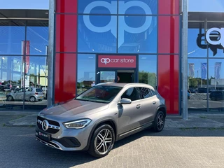 Hoofdafbeelding Mercedes-Benz GLA Mercedes-Benz GLA-klasse 250 e Style
