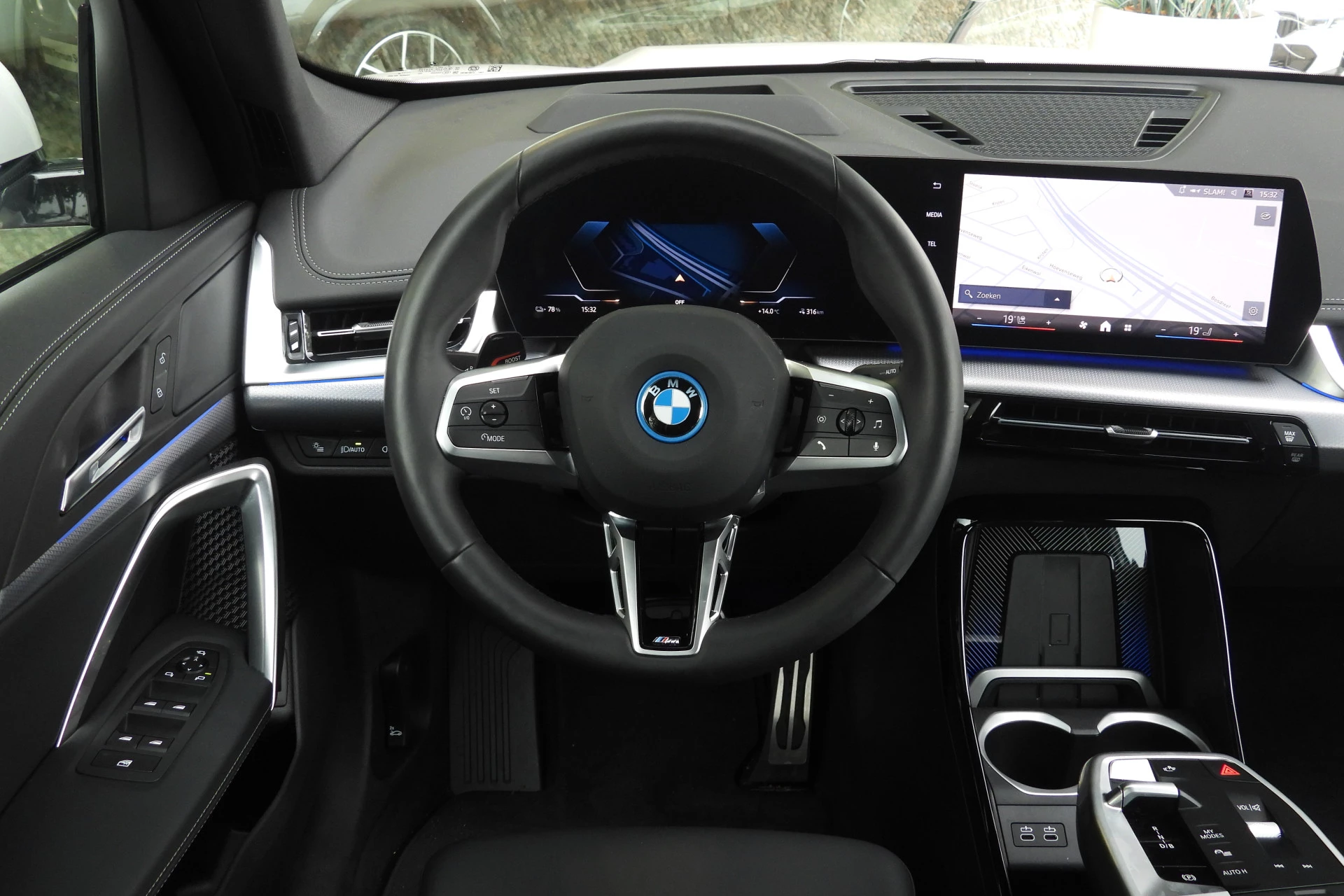 Hoofdafbeelding BMW iX1