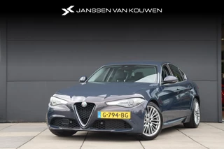 Hoofdafbeelding Alfa Romeo Giulia Alfa Romeo Giulia 2.0T Super Lederen Bekleding Bi-Xenon Koplampen