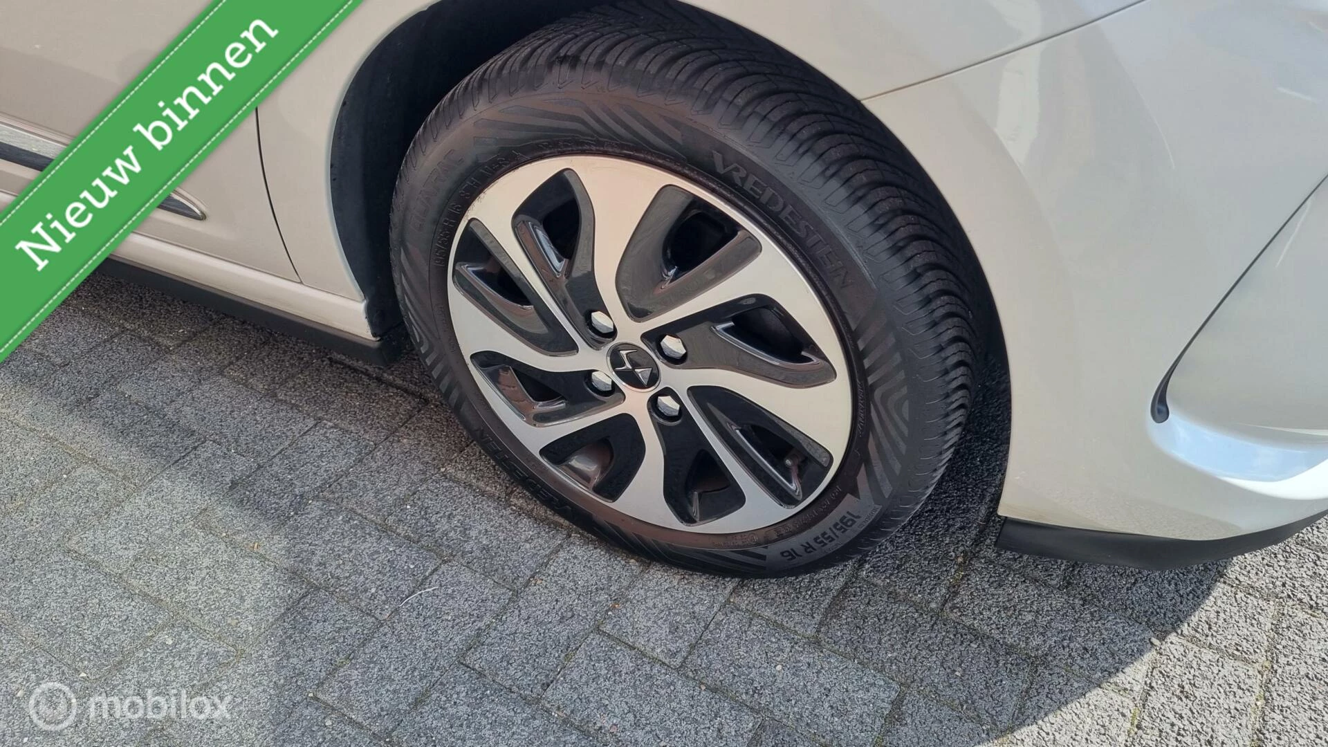 Hoofdafbeelding DS DS 3