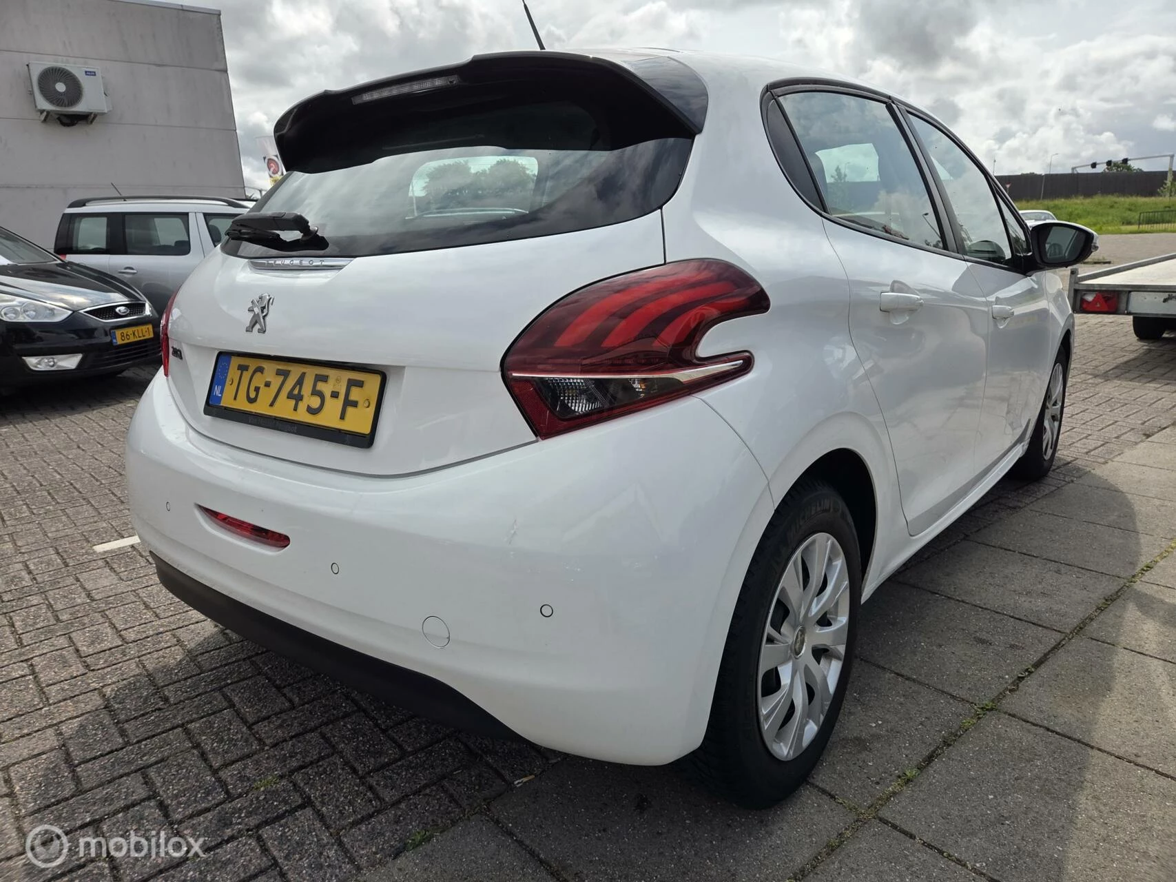 Hoofdafbeelding Peugeot 208
