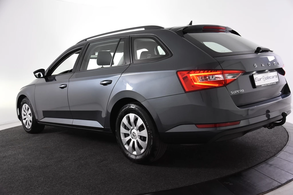 Hoofdafbeelding Škoda Superb
