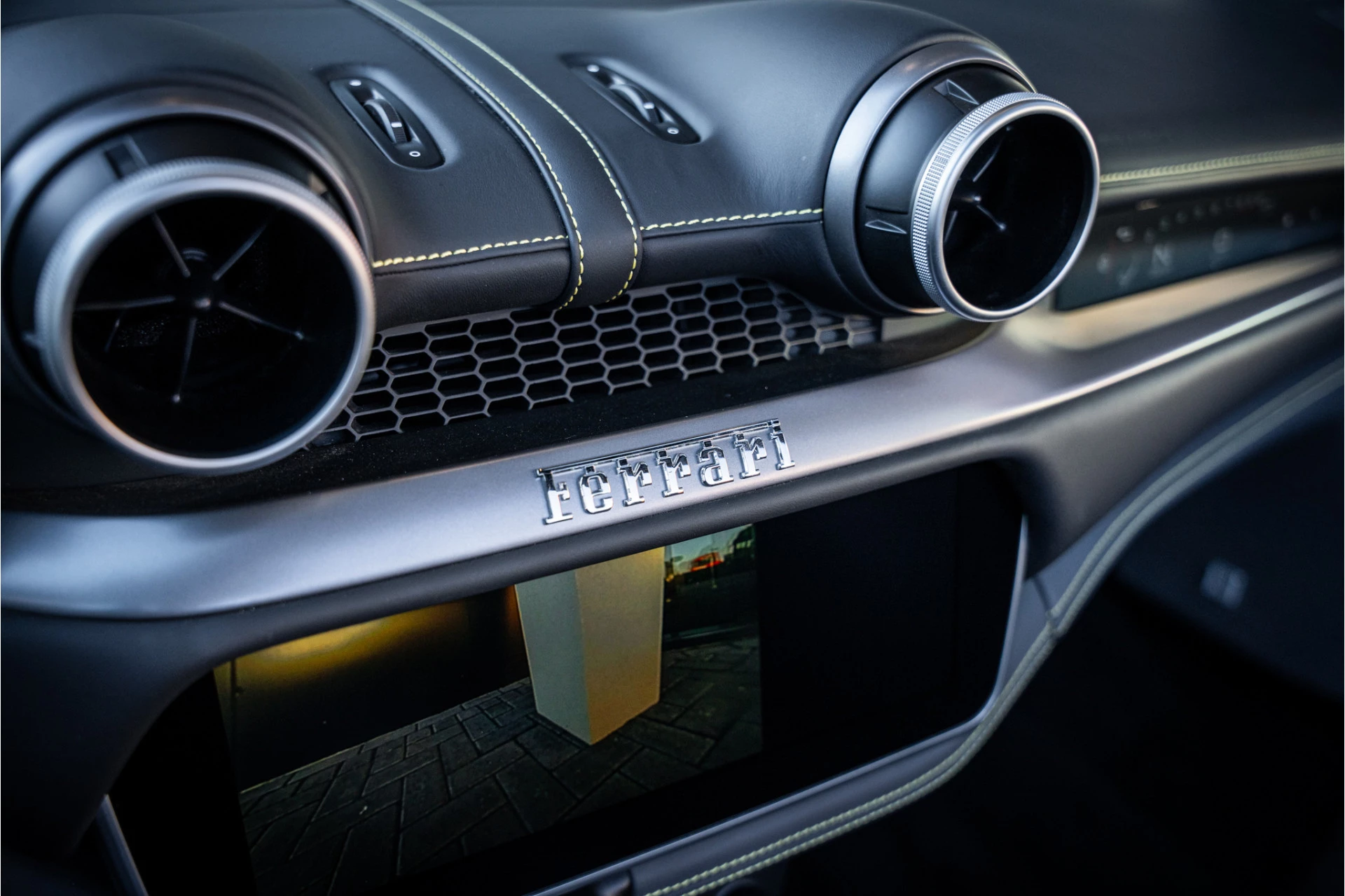 Hoofdafbeelding Ferrari Portofino