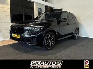 Hoofdafbeelding BMW X5 BMW X5 XDRIVE45E HIGH EXEC. M-SPORT l LUCHTVERING l 360 CAM l HEAD-UP l