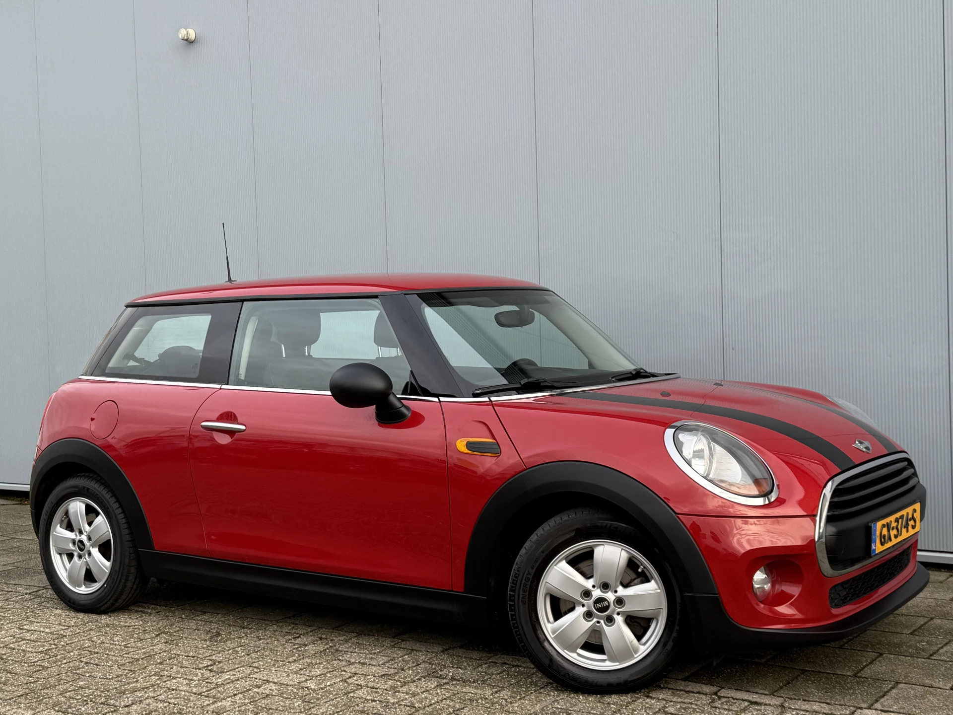 Hoofdafbeelding MINI One