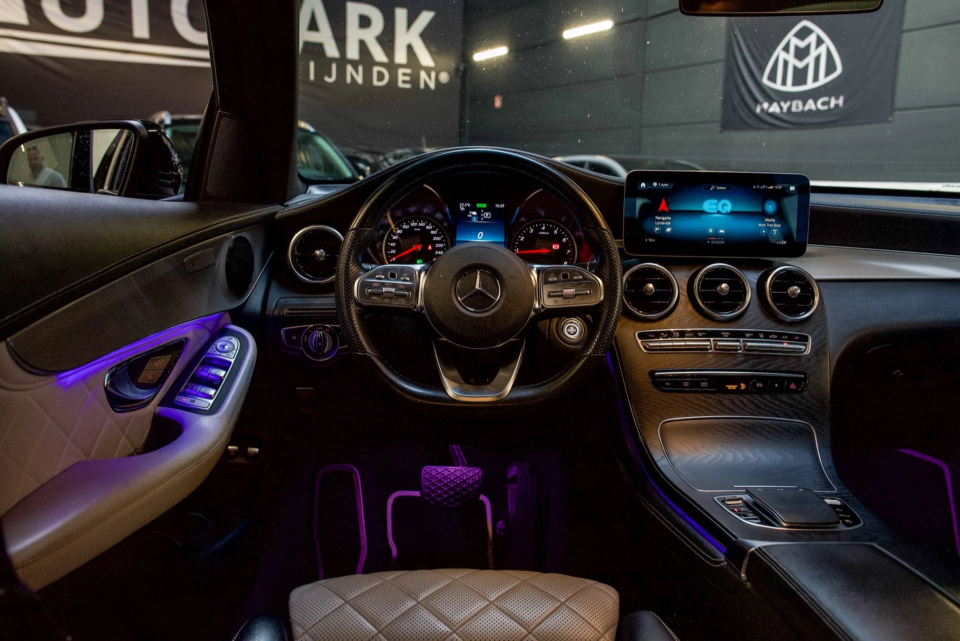 Hoofdafbeelding Mercedes-Benz GLC