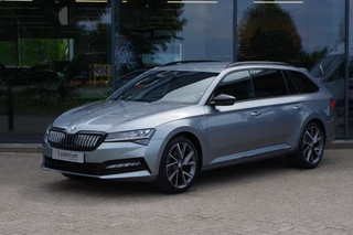 Hoofdafbeelding Škoda Superb Škoda Superb Combi 1.4 TSI 218 PK iV Sportline Business PHEV, Adap. Cruise Control, Canton Sound, LED