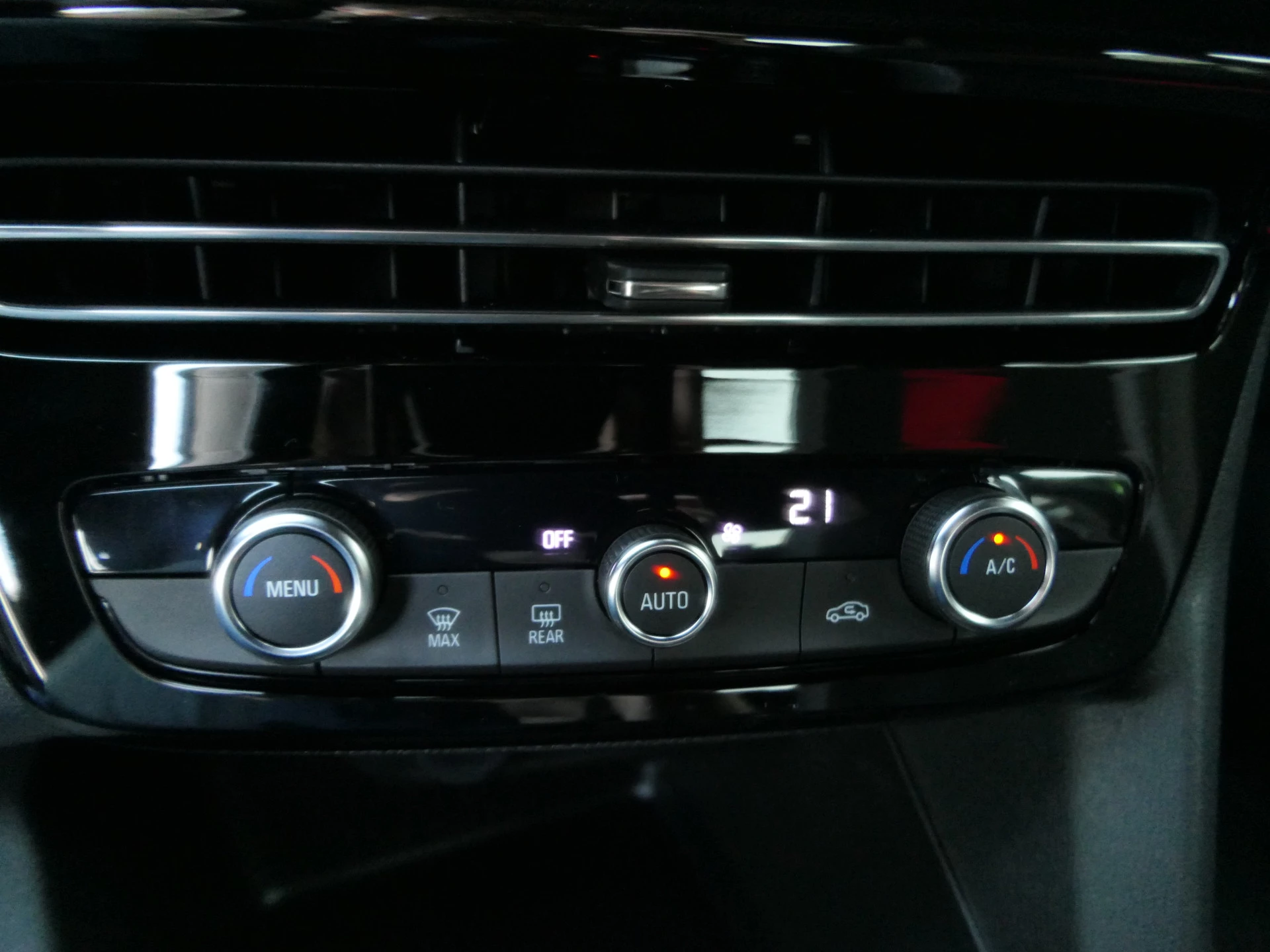 Hoofdafbeelding Opel Mokka-e