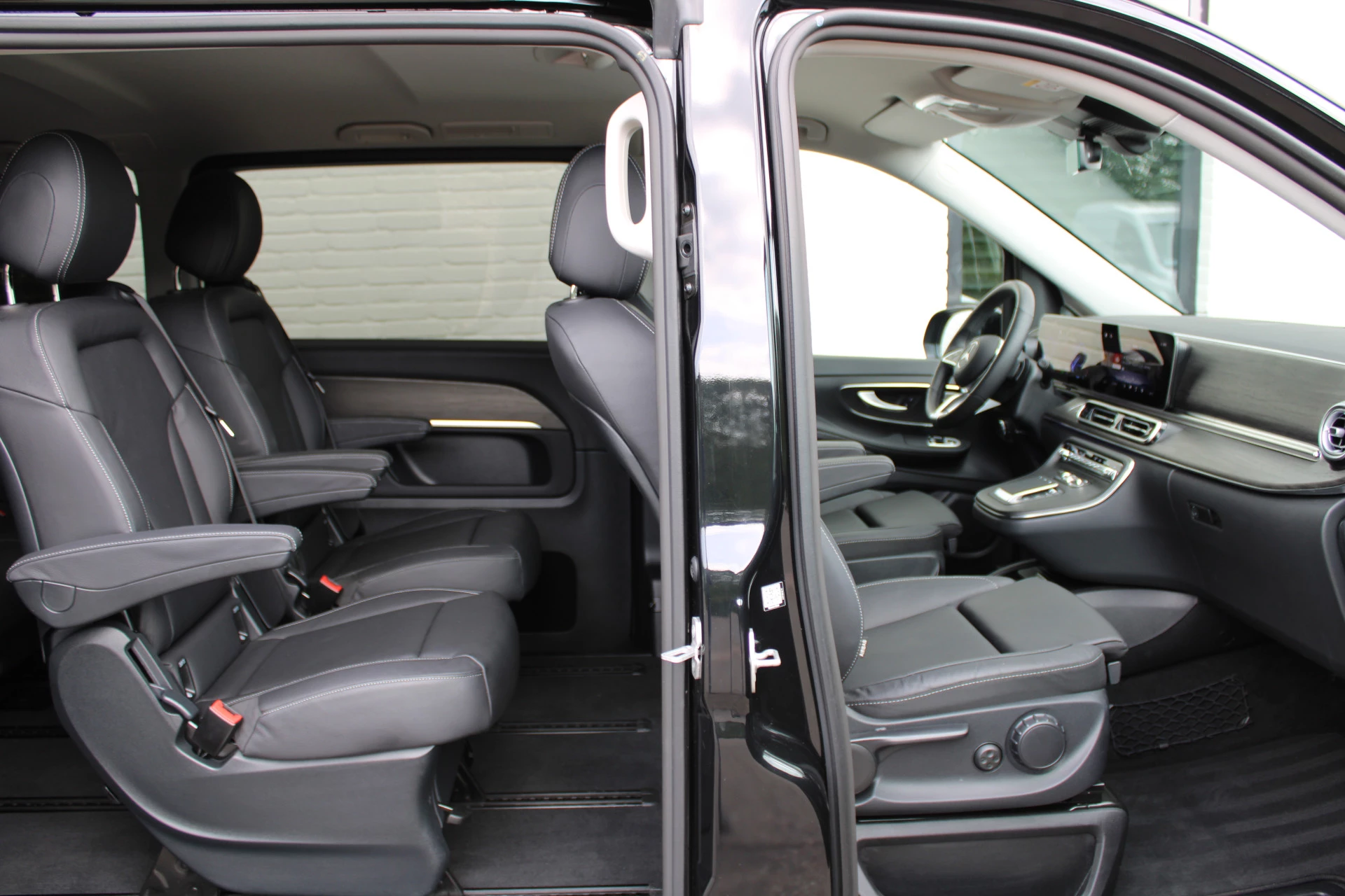 Hoofdafbeelding Mercedes-Benz EQV