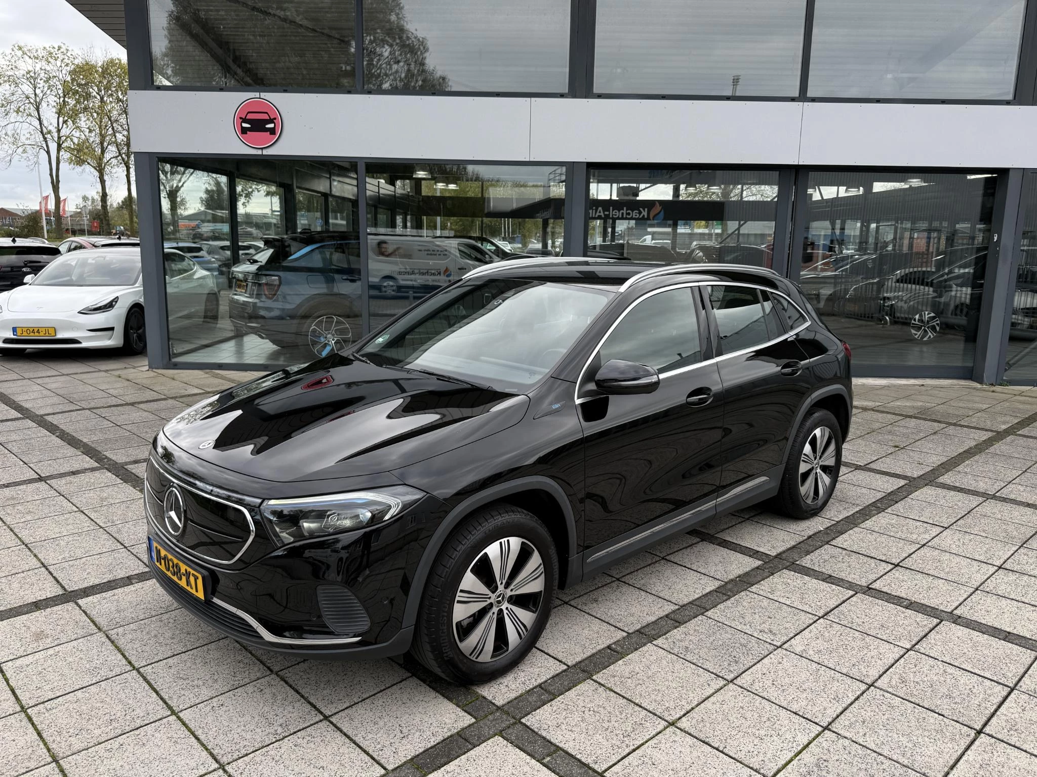 Hoofdafbeelding Mercedes-Benz EQA