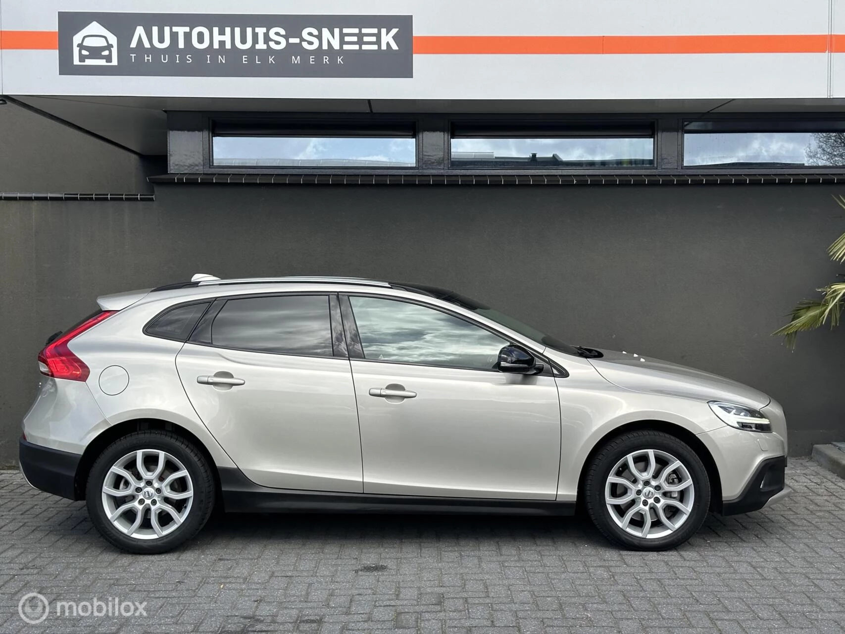 Hoofdafbeelding Volvo V40