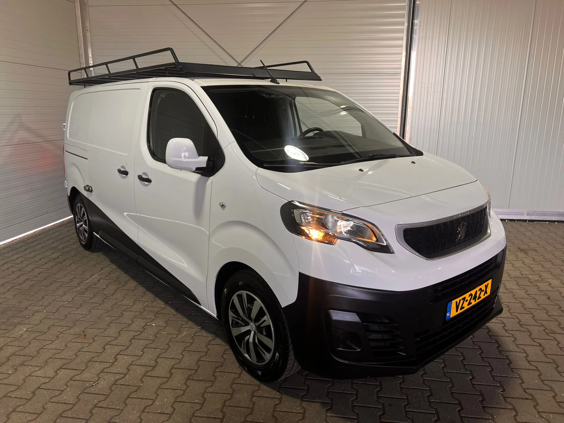 Hoofdafbeelding Peugeot Expert