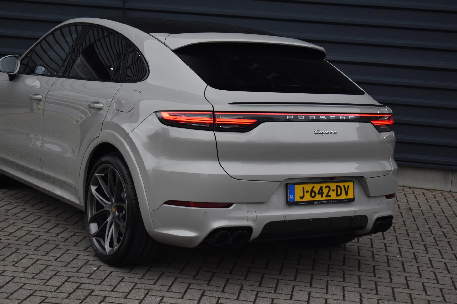 Hoofdafbeelding Porsche Cayenne