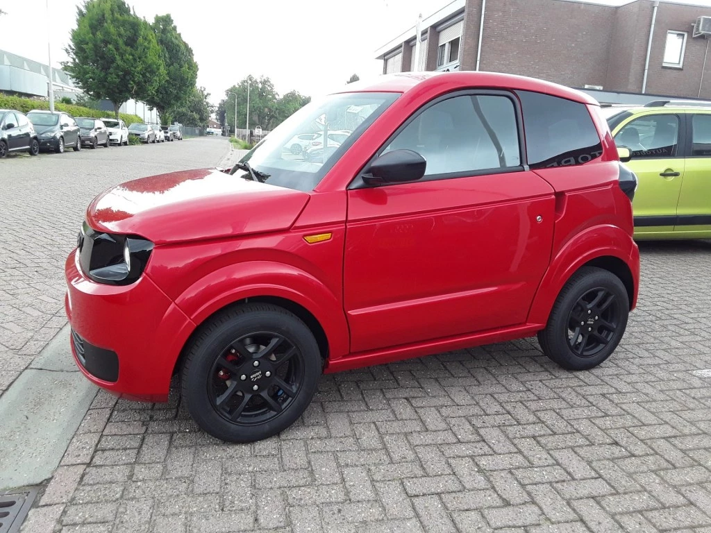 Hoofdafbeelding Ligier Myli