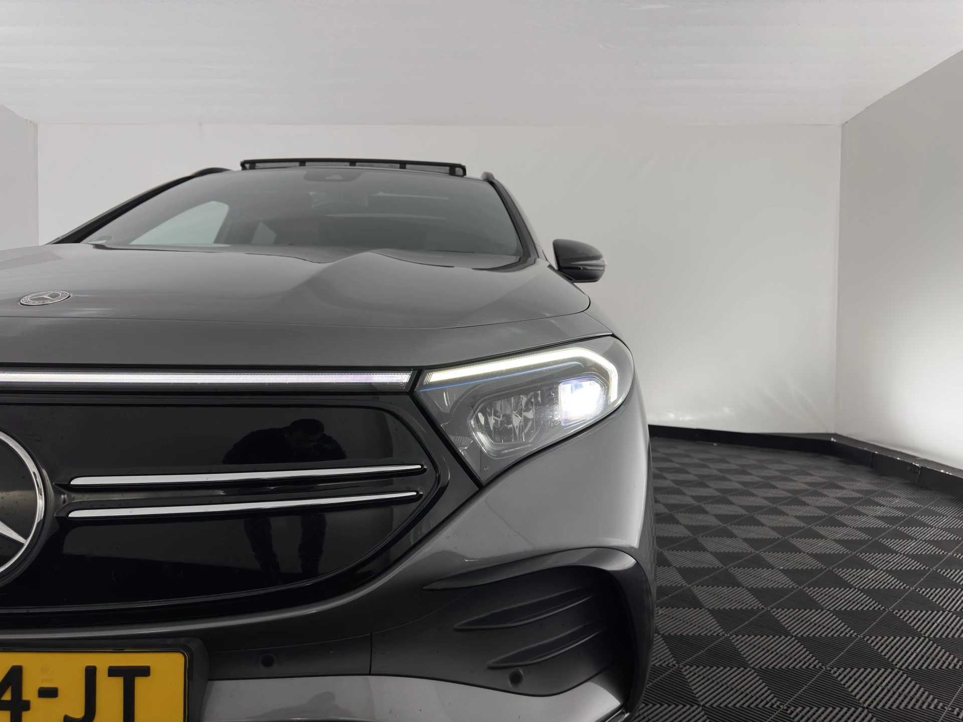 Hoofdafbeelding Mercedes-Benz EQA