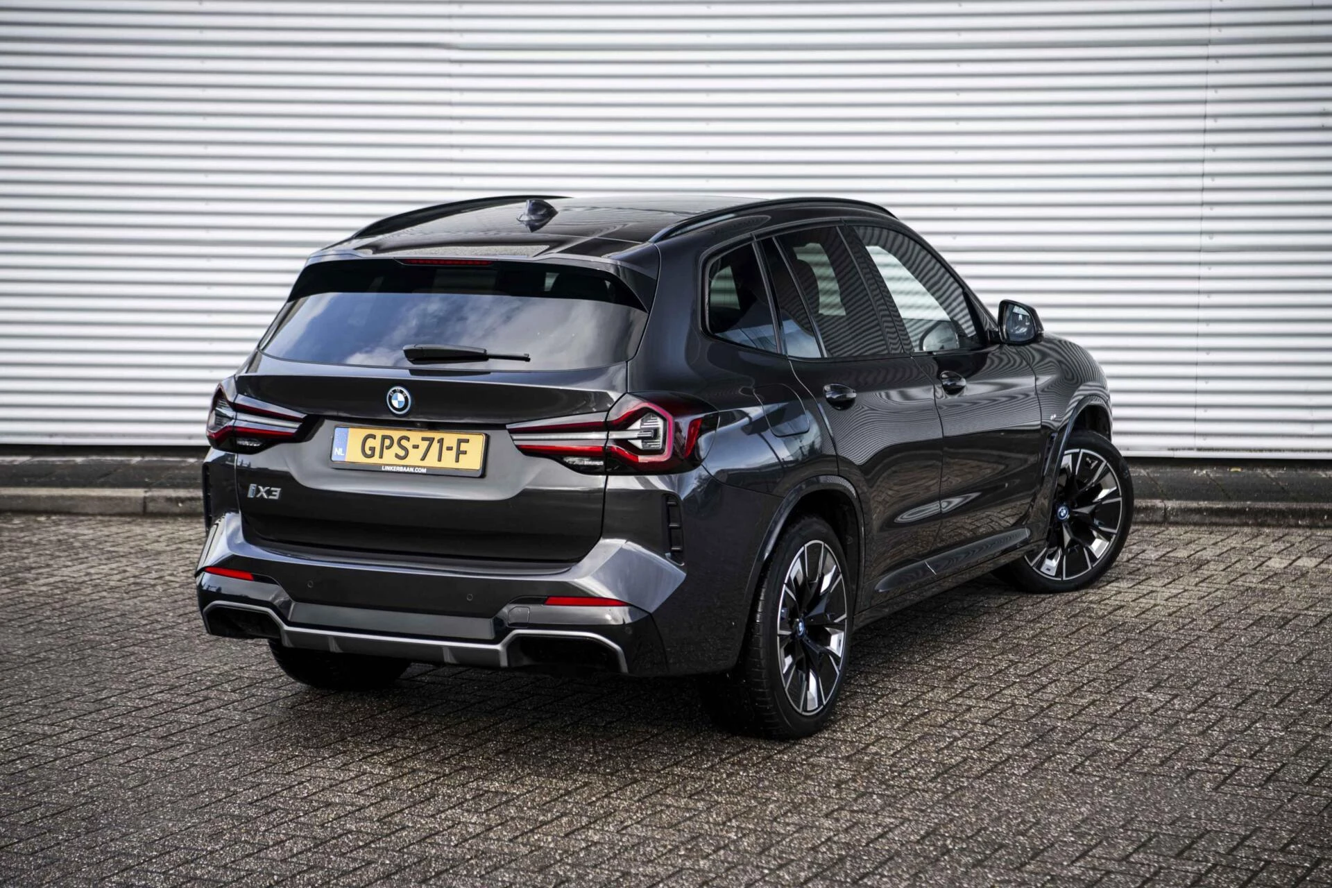 Hoofdafbeelding BMW iX3