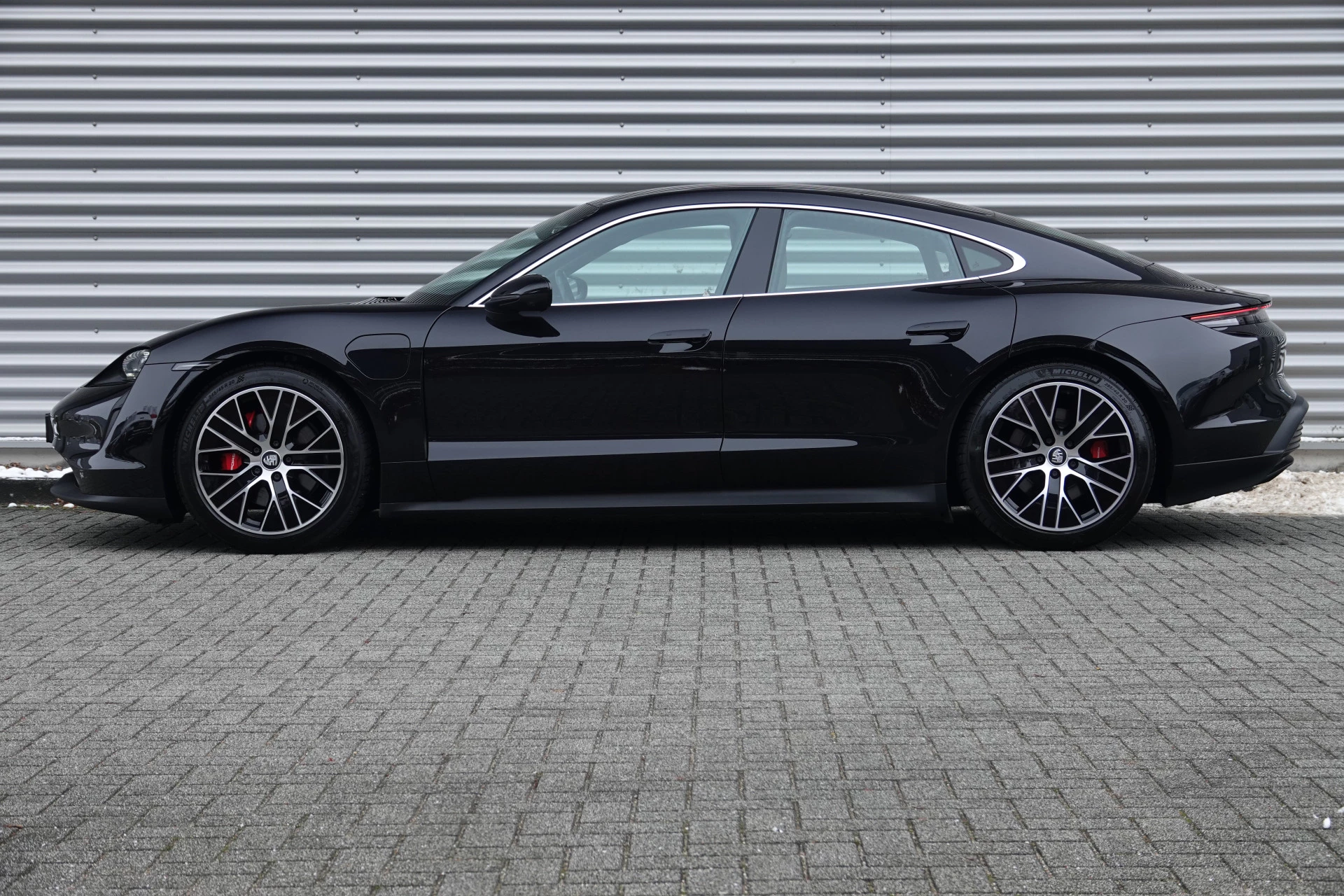 Hoofdafbeelding Porsche Taycan