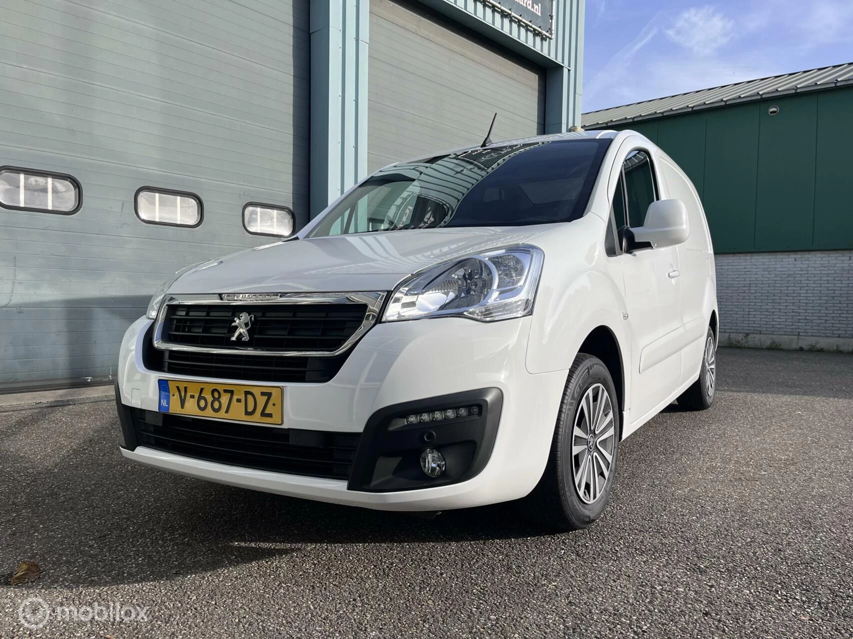 Hoofdafbeelding Peugeot Partner