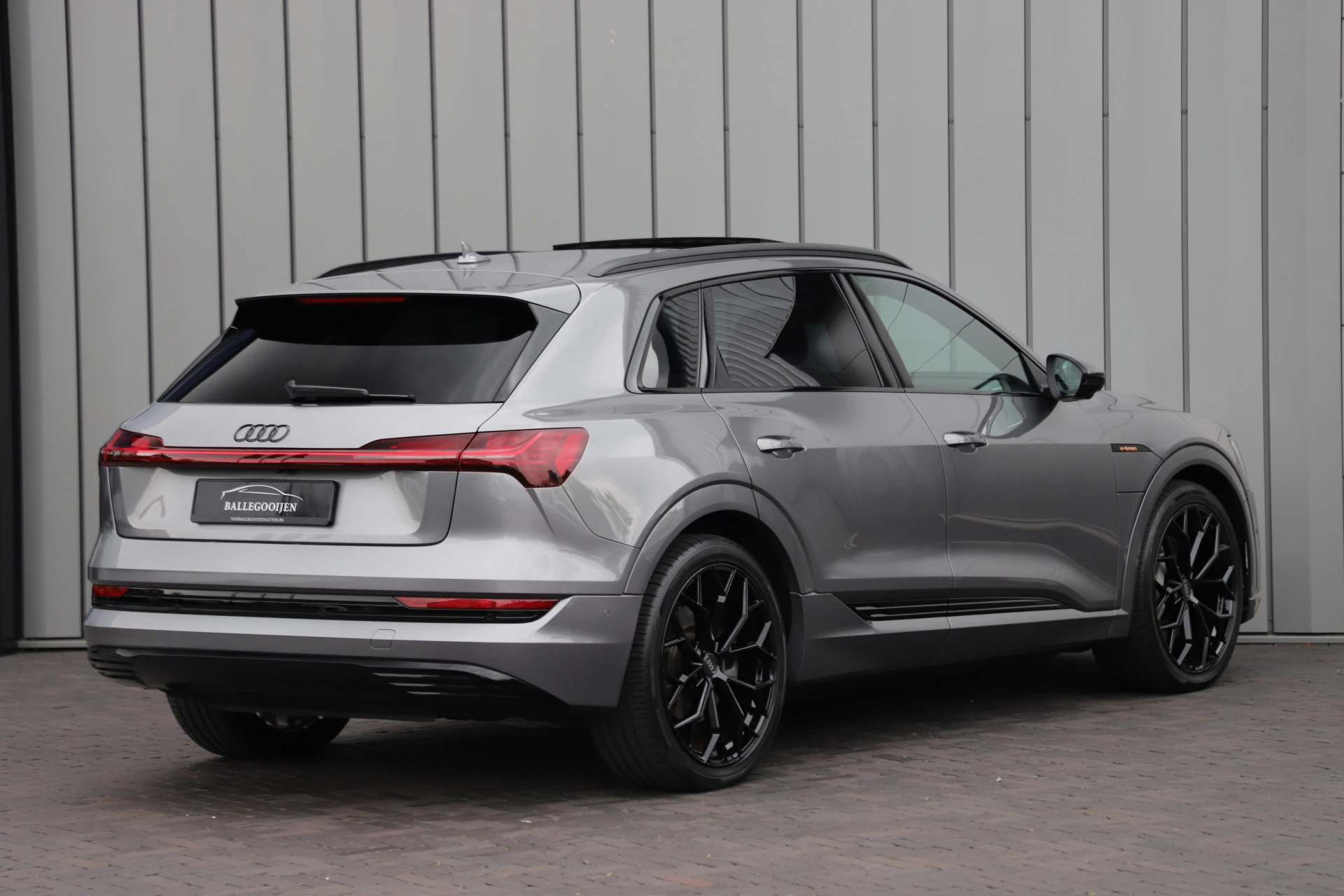 Hoofdafbeelding Audi e-tron