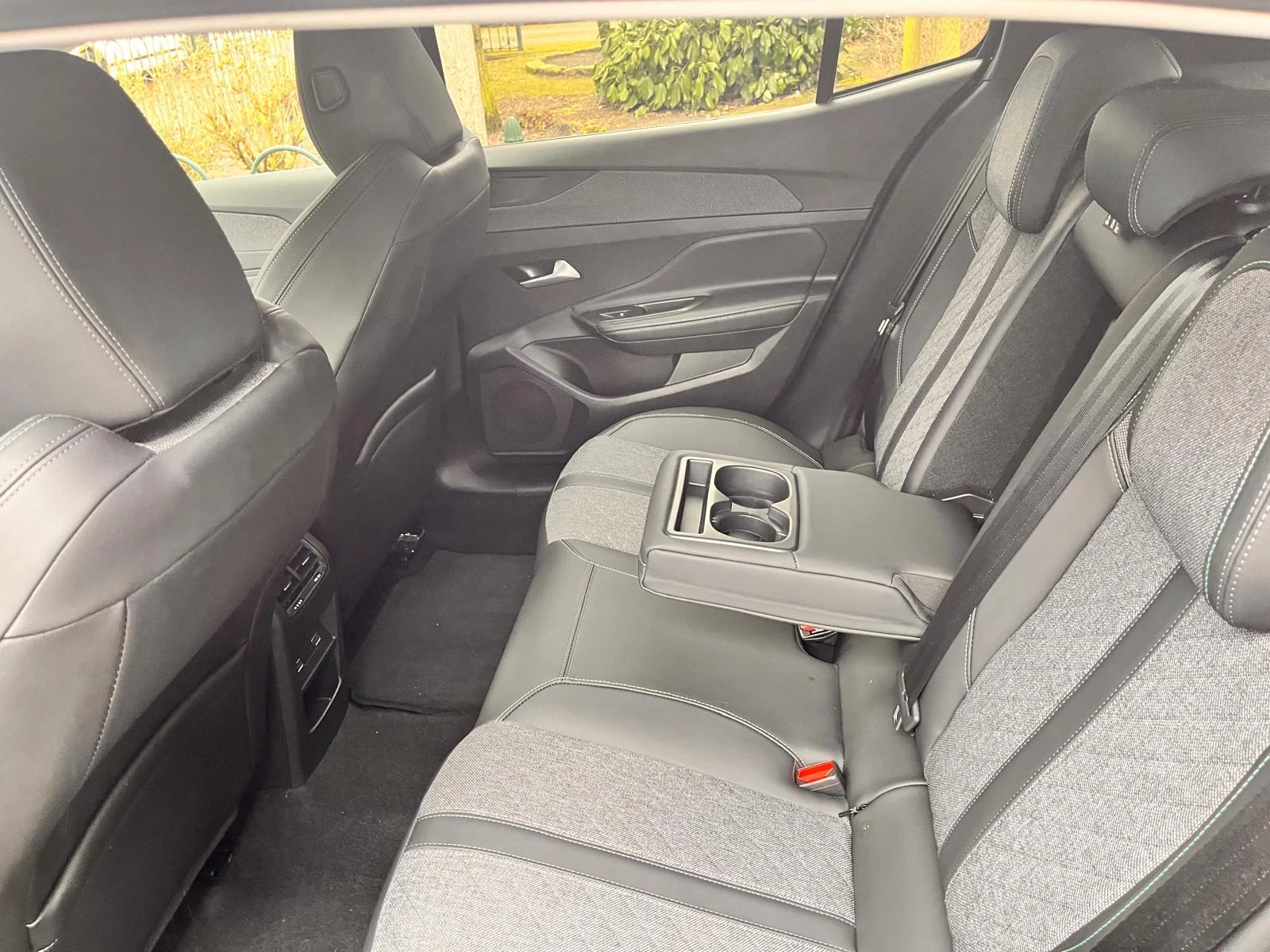 Hoofdafbeelding Peugeot 408