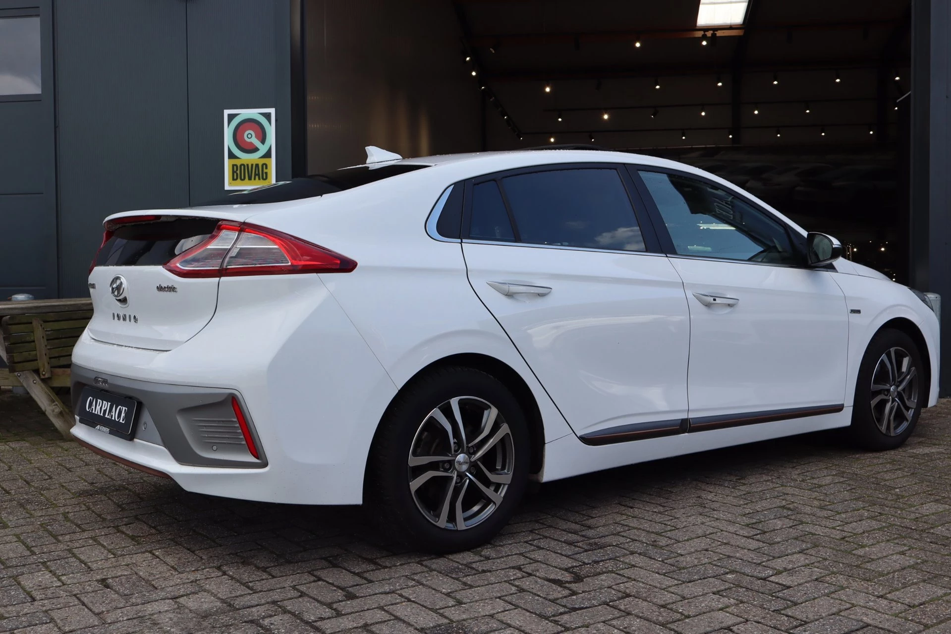 Hoofdafbeelding Hyundai IONIQ