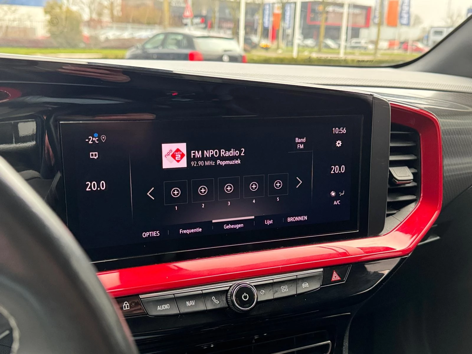 Hoofdafbeelding Opel Mokka-e