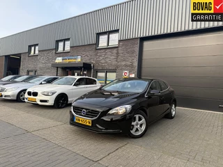 Hoofdafbeelding Volvo V40 Volvo V40 2.0 D2 Summum Business | 1E EIGENAAR | NAVI | CRUISE | BLUETOOTH | LMV |