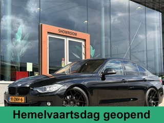 BMW 3 Serie 320i High Executive | Navi | Leder | 260PK | Elect Trekhaak |