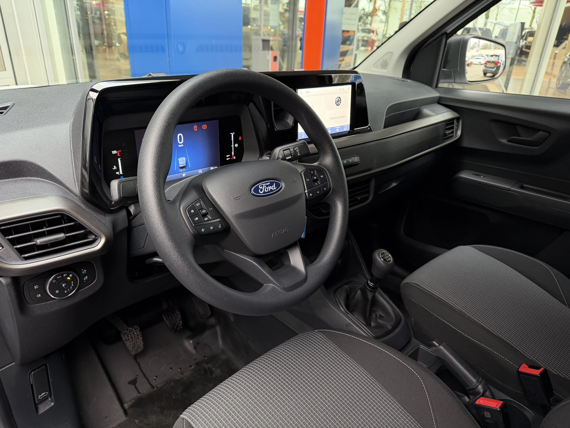 Hoofdafbeelding Ford Transit Courier