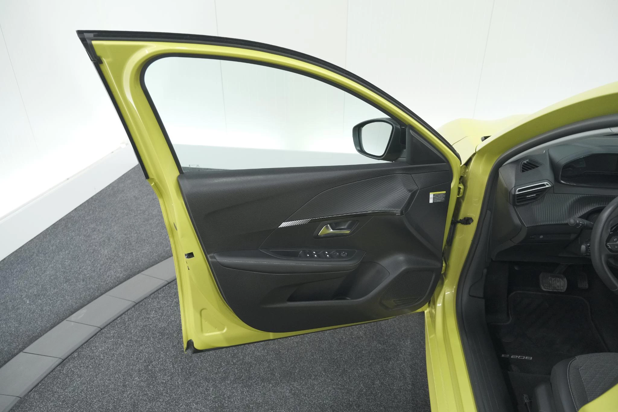 Hoofdafbeelding Peugeot e-208
