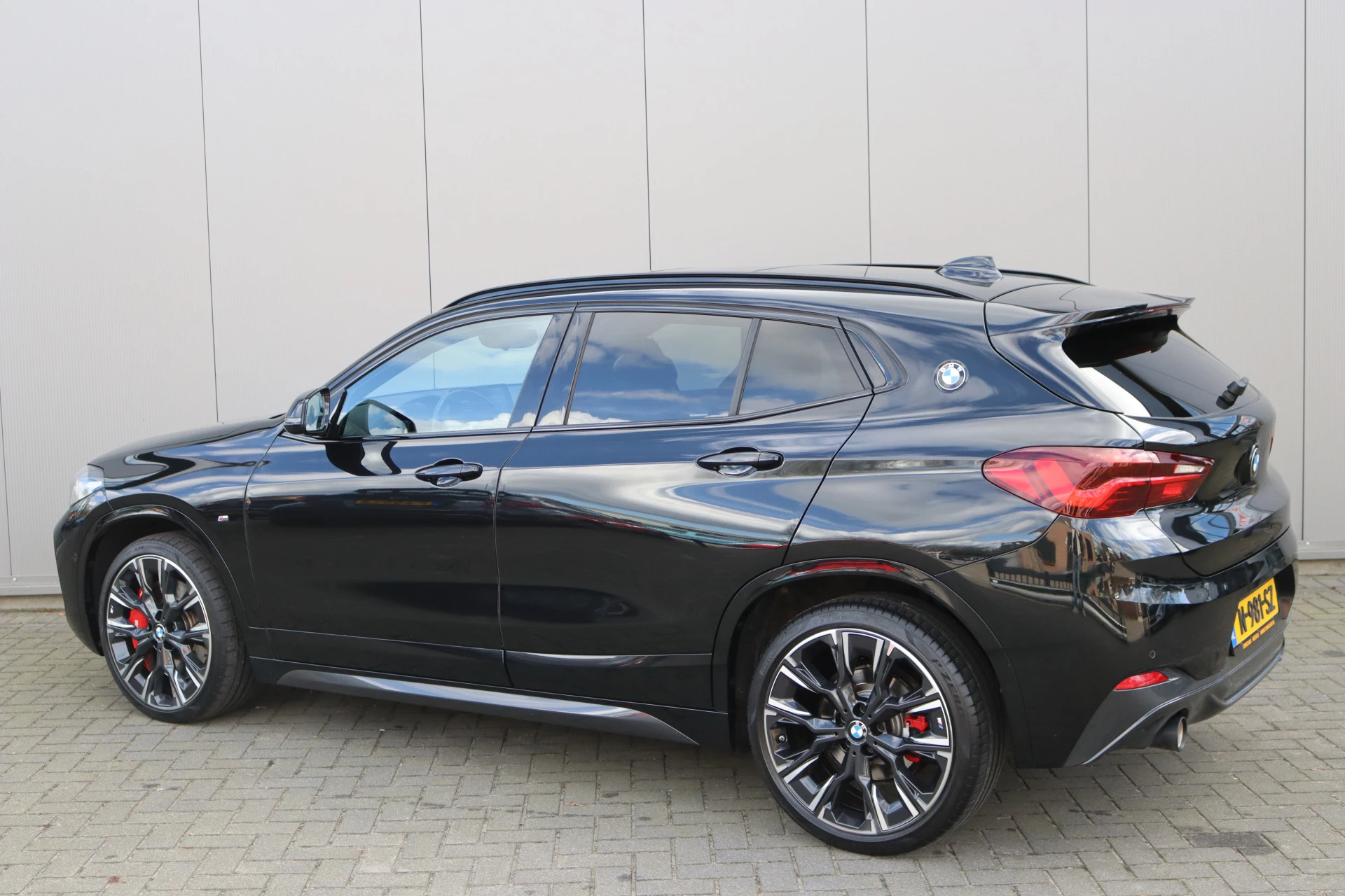 Hoofdafbeelding BMW X2