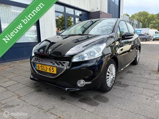 Peugeot 208 1.4 e-HDi Active AUTOMAAT/ECC/NAVI/PANO/PDC/NAP/