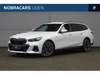 BMW 5 Serie Touring 530e High Executive M Sport Automaat / Trekhaak / Stoelventilatie / Adaptieve LED / Harman Kardon / Comfort Access / Live Cockpit Professional / Parking Assistant Plus