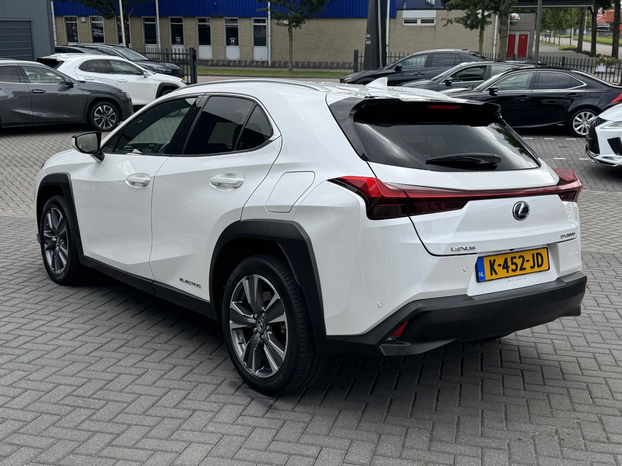 Hoofdafbeelding Lexus UX
