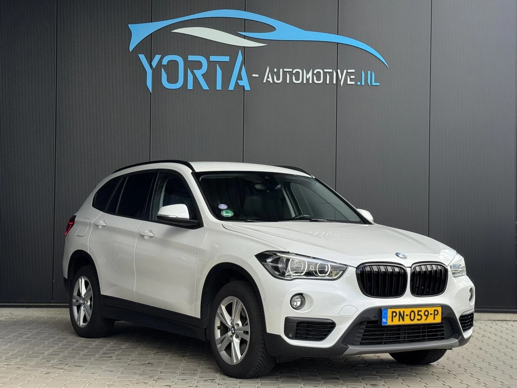 Hoofdafbeelding BMW X1
