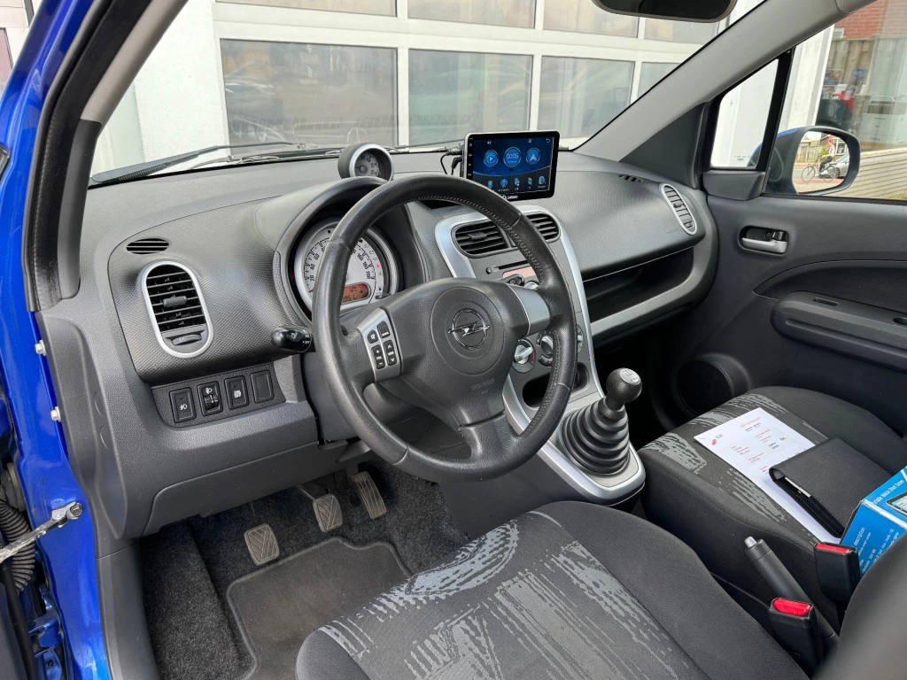 Hoofdafbeelding Opel Agila