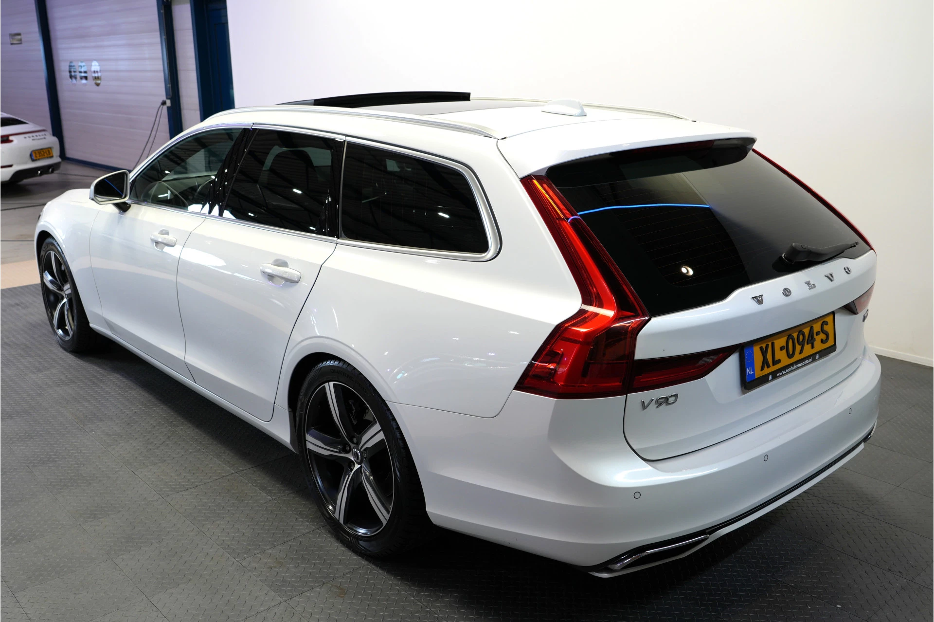 Hoofdafbeelding Volvo V90