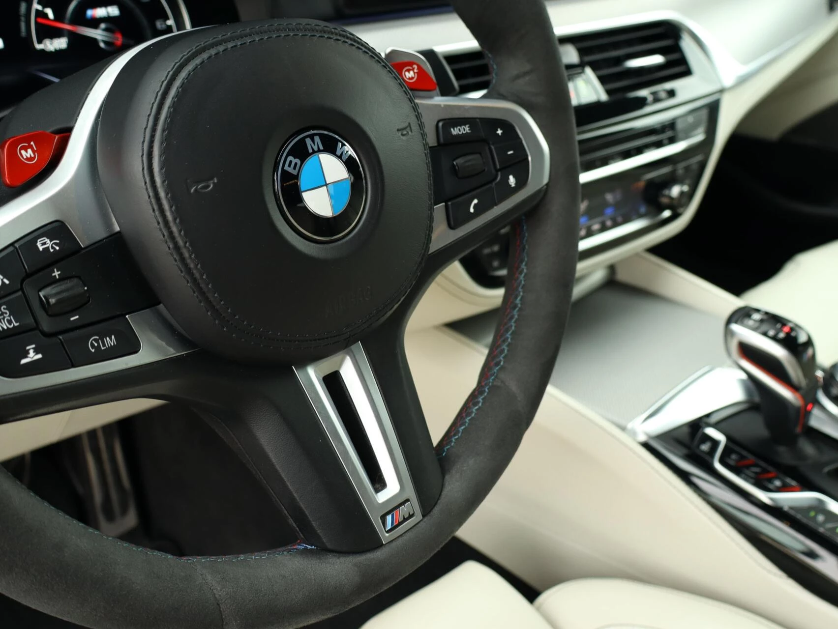 Hoofdafbeelding BMW M5