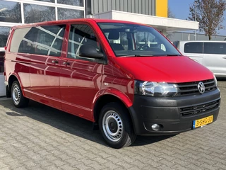 Volkswagen Transporter Kombi 2.0 TDI DSG Automaat 140 pk L2H1 BPM/ BTW vrij Airco Cruise control Trekhaak Automaat Verlengde uitvoering Marge 1 eigenaar Personenvervoer  Personenbus Groepsvervoer Ex overheid Ideaal voor ombouw naar Camper