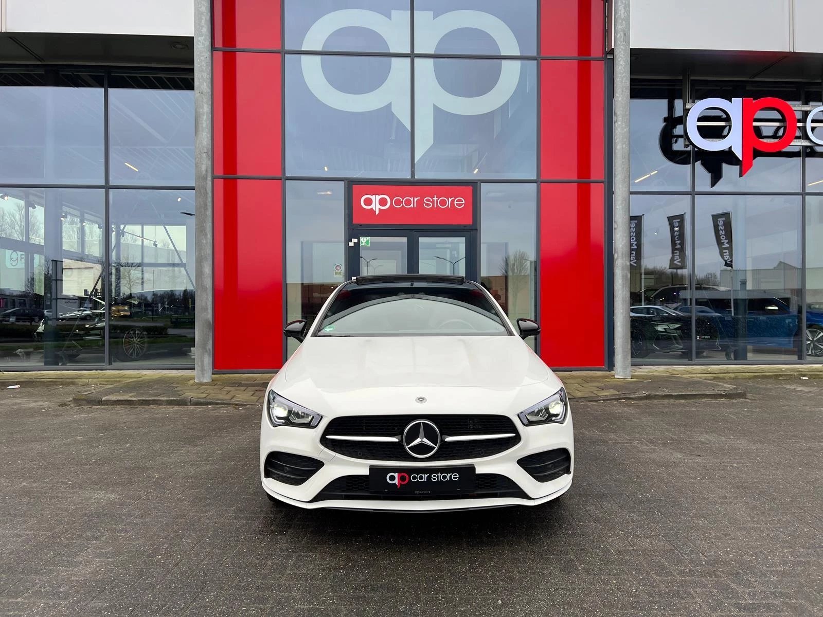 Hoofdafbeelding Mercedes-Benz CLA