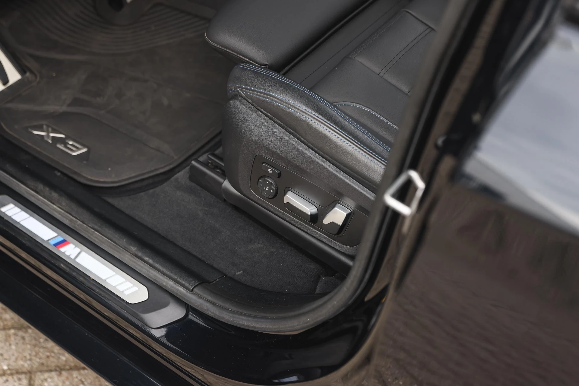 Hoofdafbeelding BMW iX3