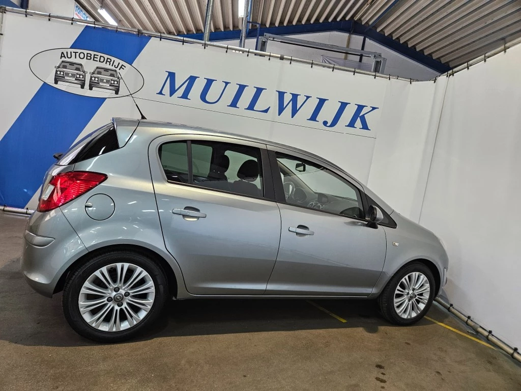 Hoofdafbeelding Opel Corsa