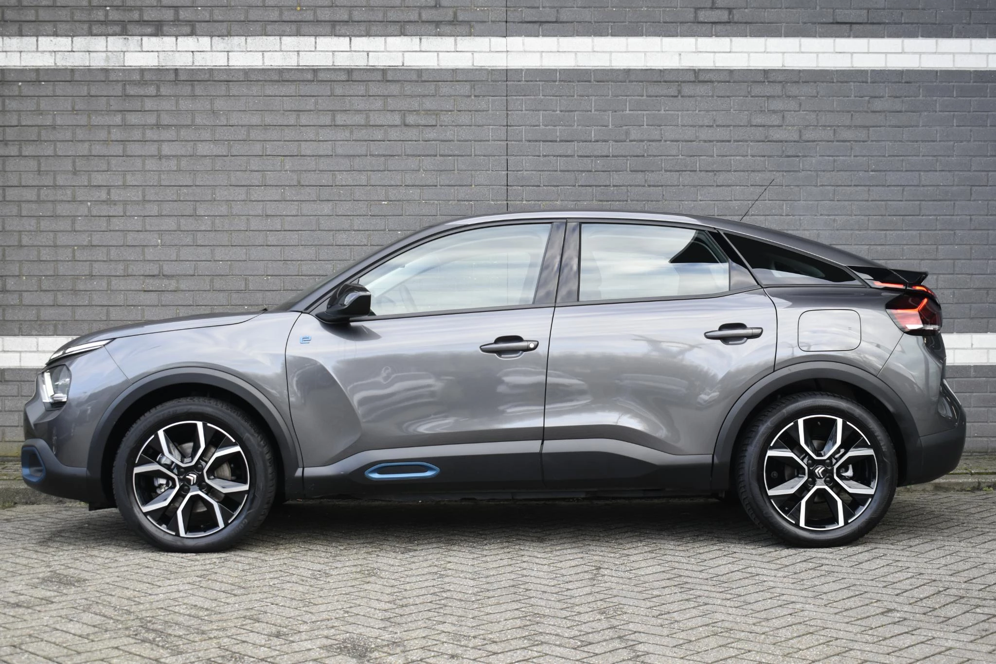 Hoofdafbeelding Citroën ë-C4