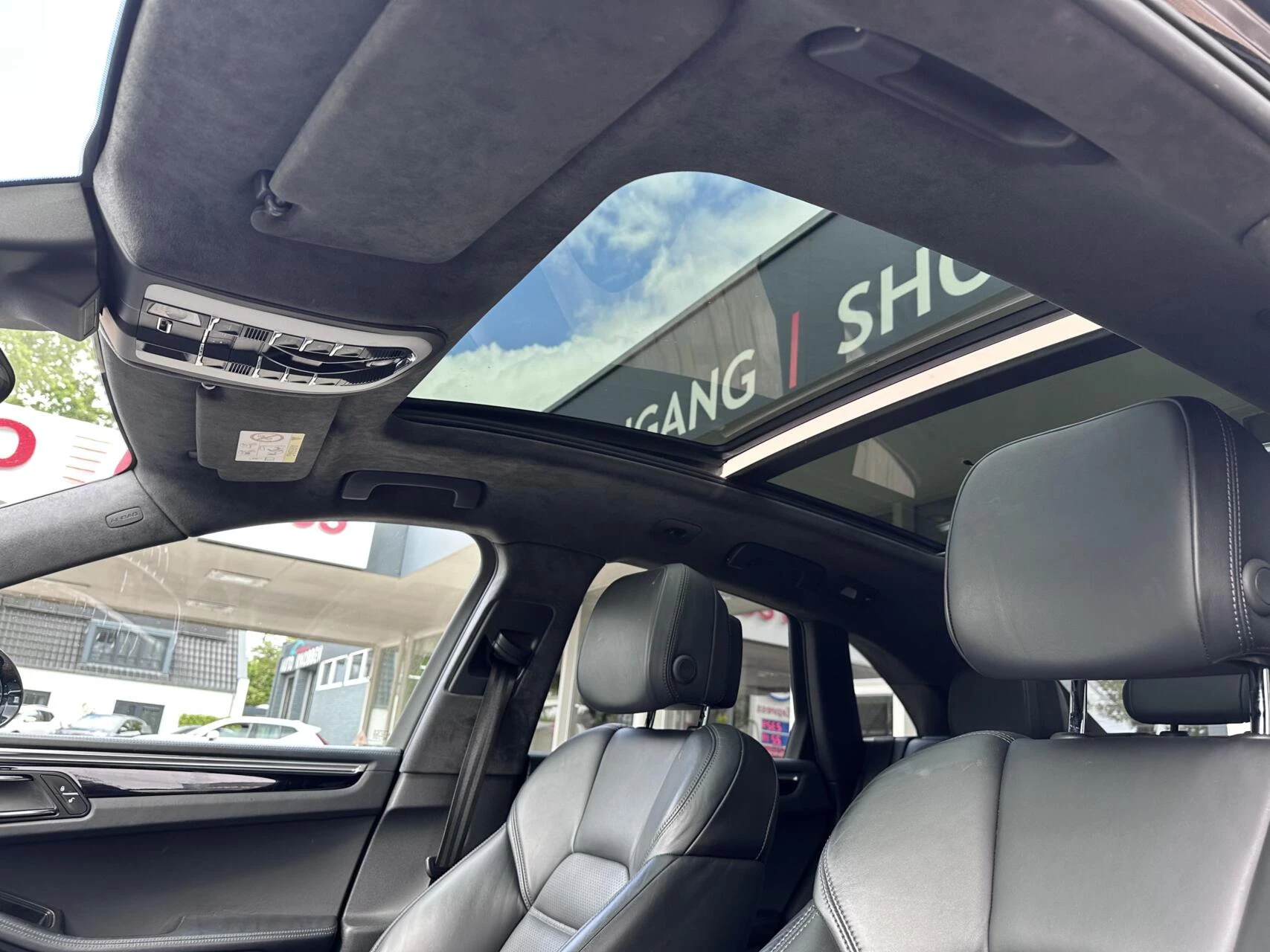 Hoofdafbeelding Porsche Macan