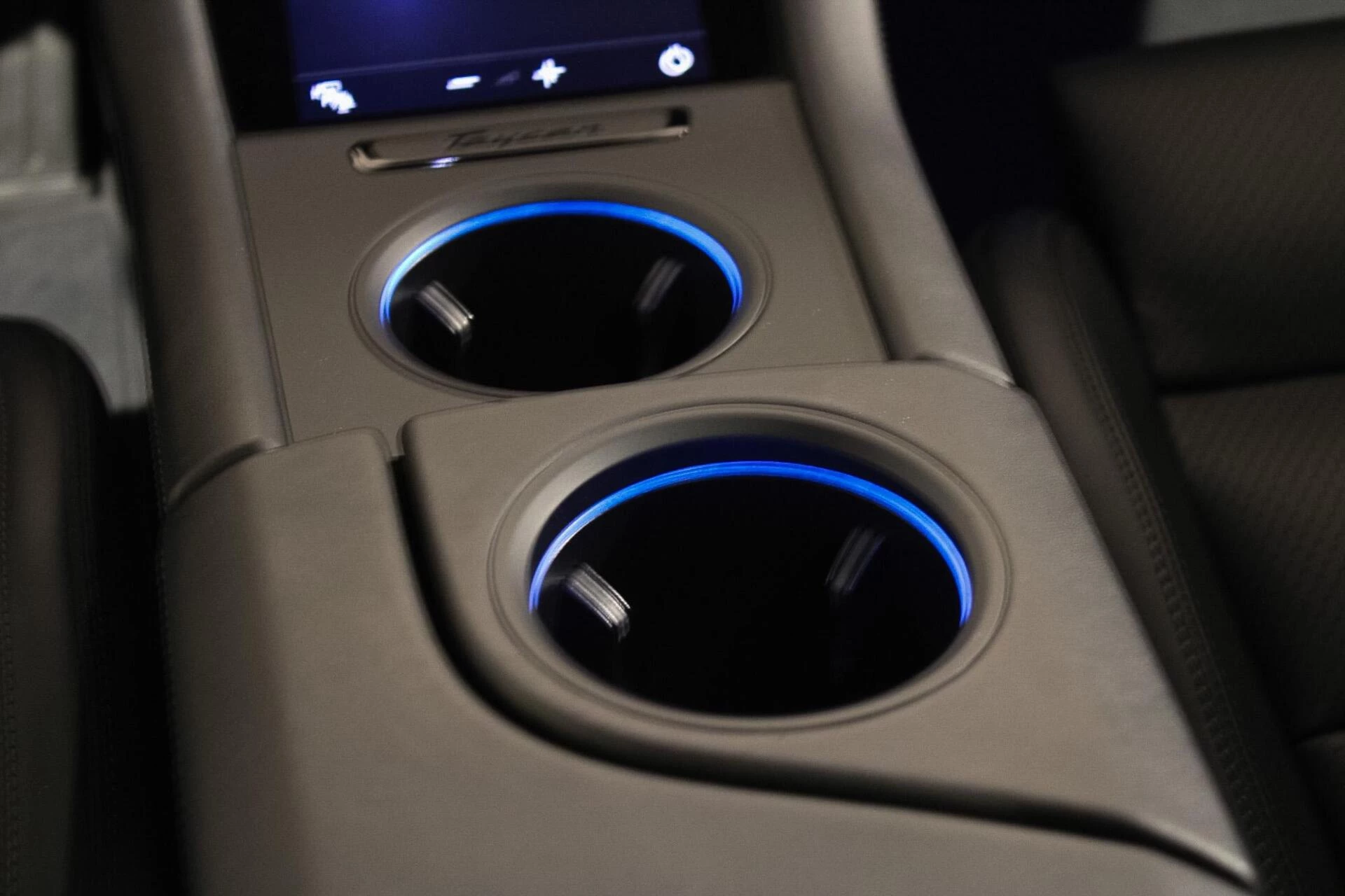 Hoofdafbeelding Porsche Taycan