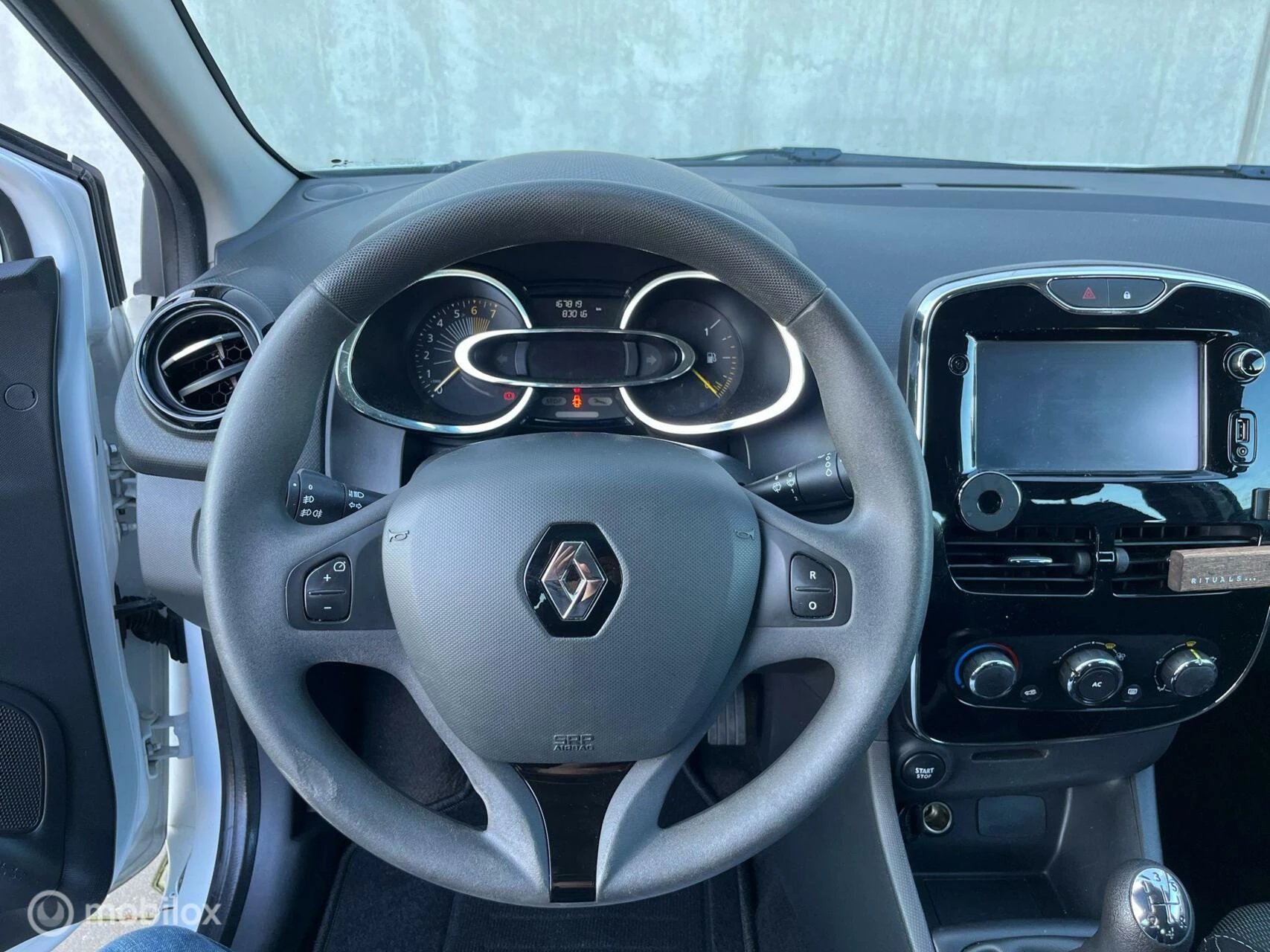 Hoofdafbeelding Renault Clio