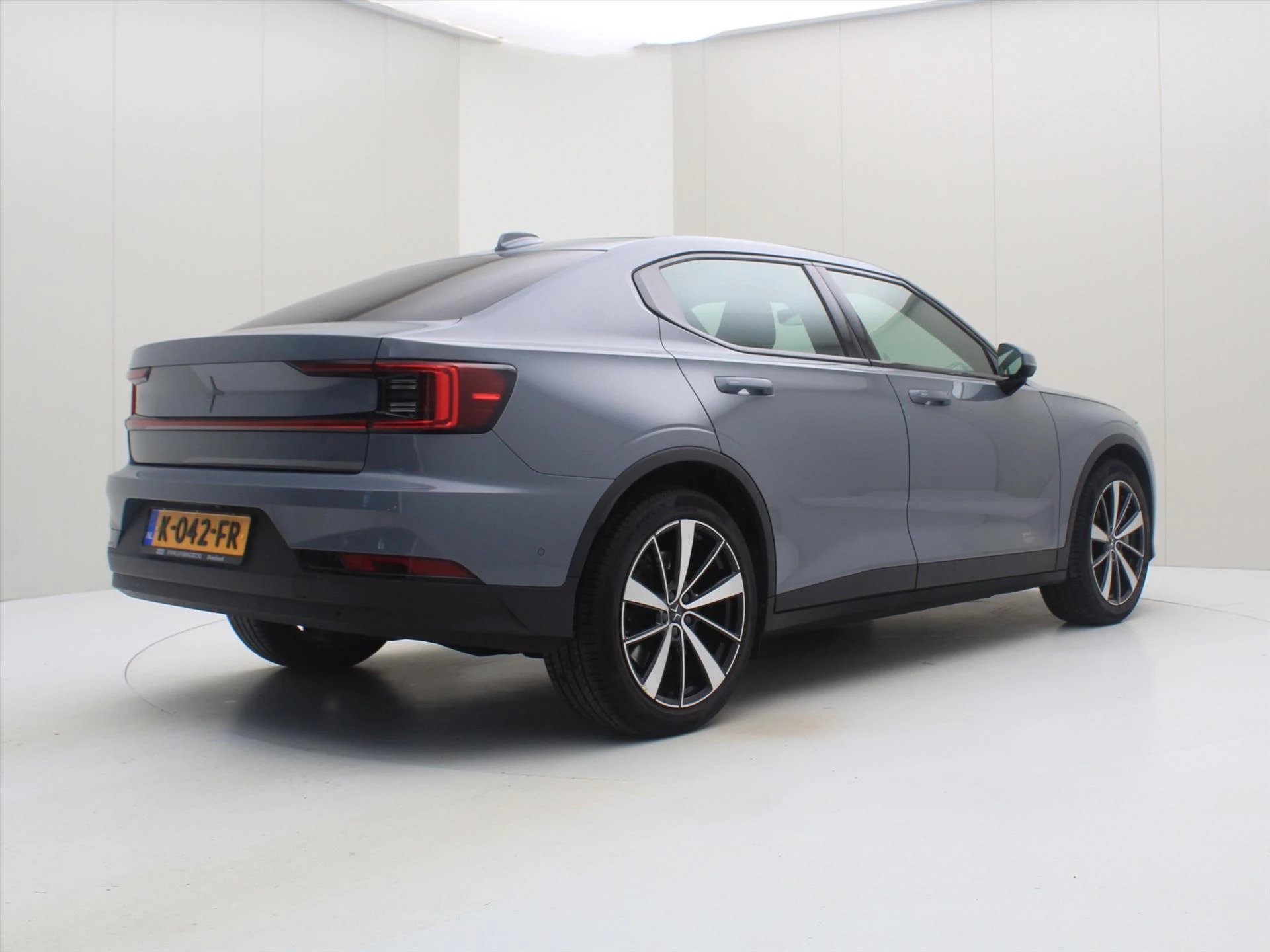 Hoofdafbeelding Polestar 2