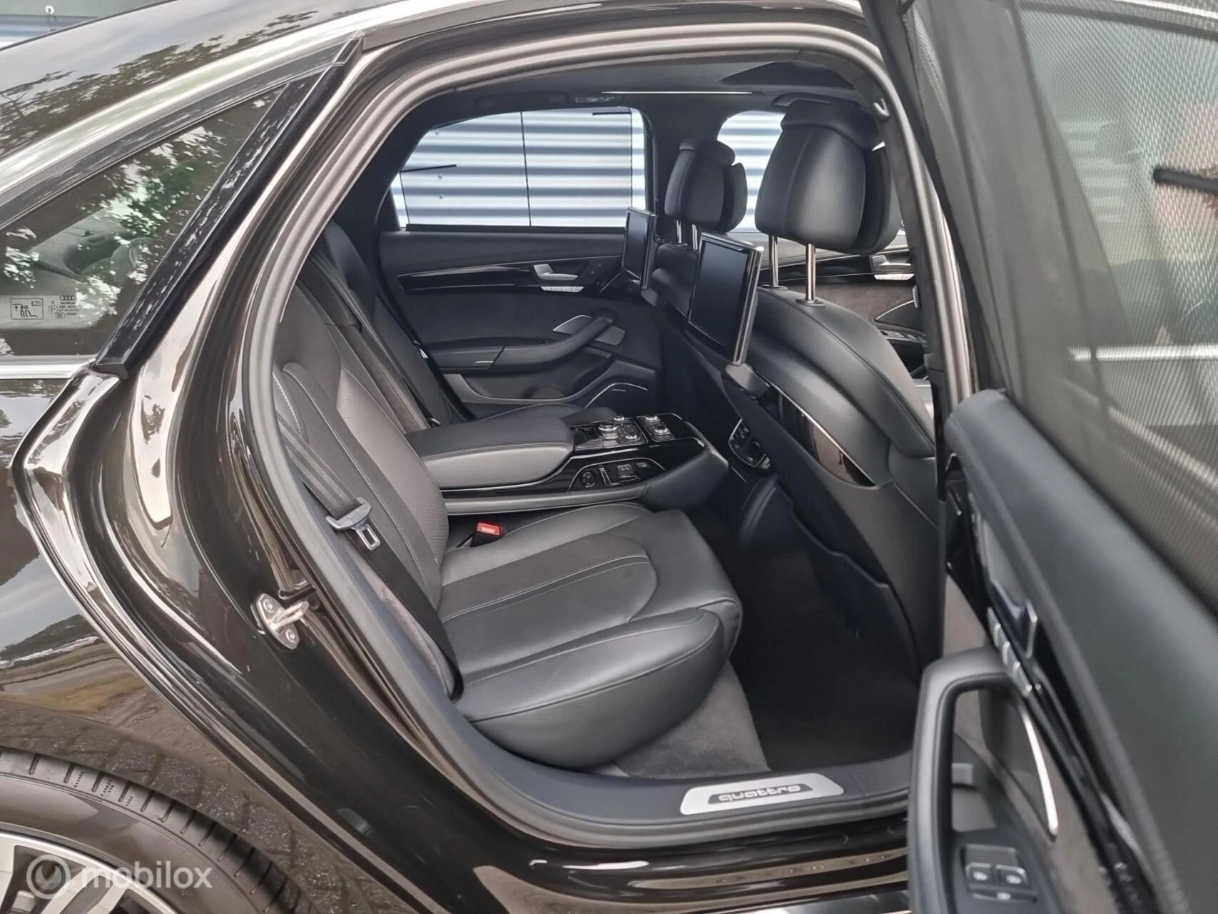 Hoofdafbeelding Audi A8