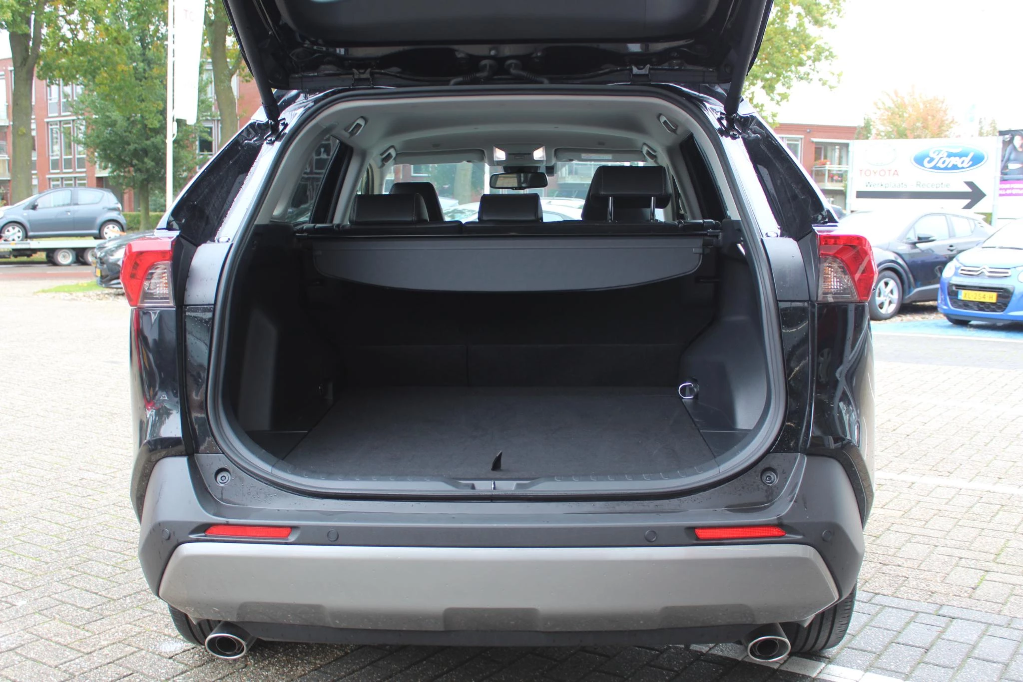 Hoofdafbeelding Toyota RAV4